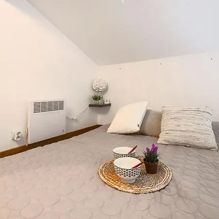 Apartment M-therese Promenade Anglais By Interhome